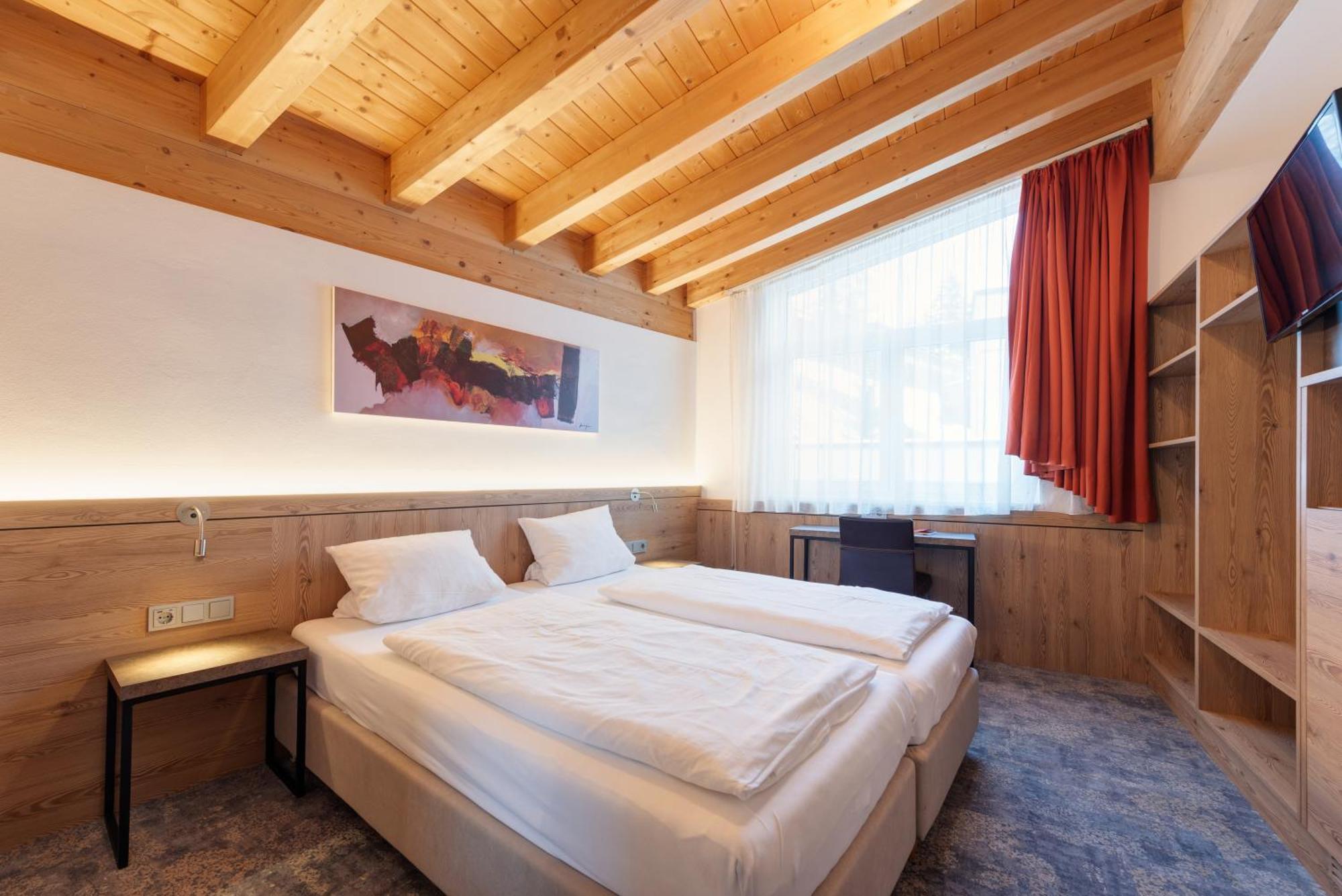 Hotel Alpenland سانكت أنتون ام ارلبرغ المظهر الخارجي الصورة